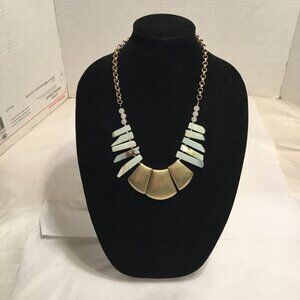 Very lovely Southern Living stone & metal necklace - New condition w/ tag